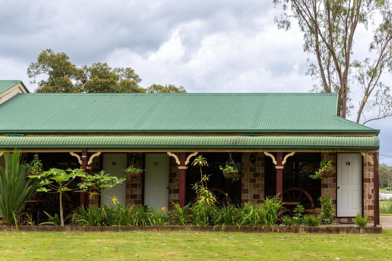 The Bearded Dragon Boutique Hotel Mount Tamborine Exterior photo