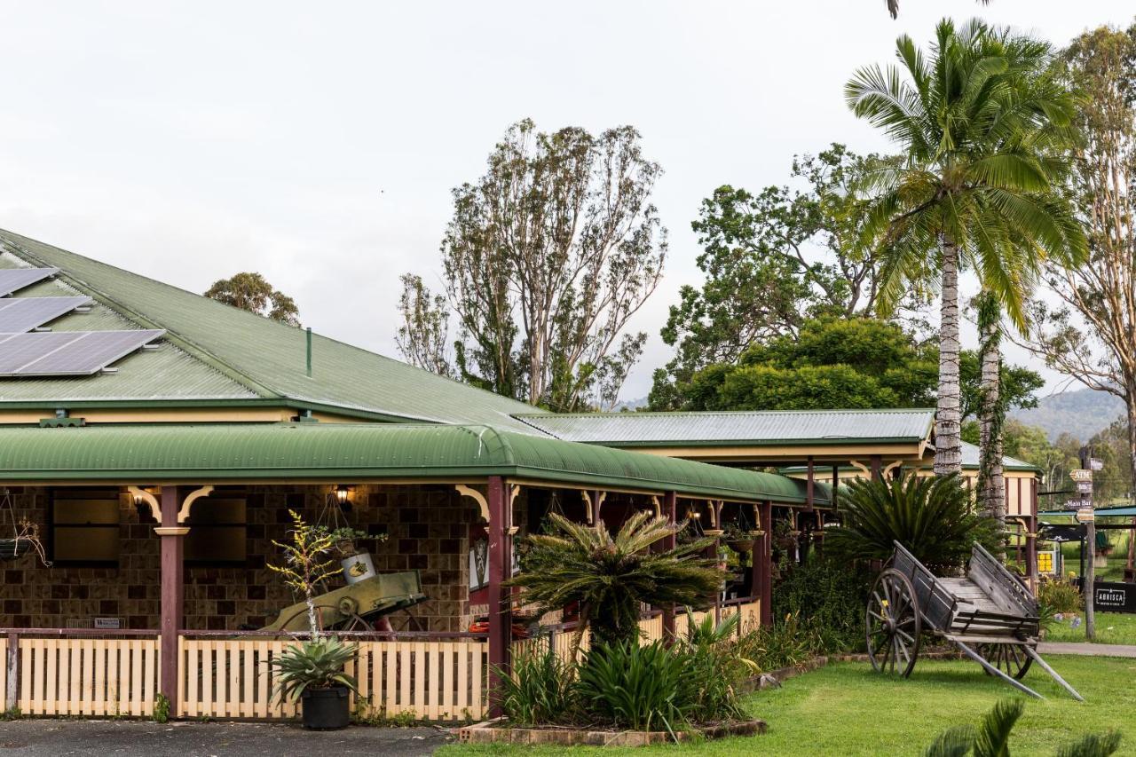 The Bearded Dragon Boutique Hotel Mount Tamborine Exterior photo