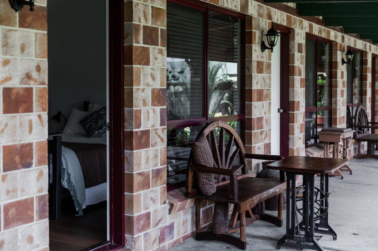 The Bearded Dragon Boutique Hotel Mount Tamborine Exterior photo